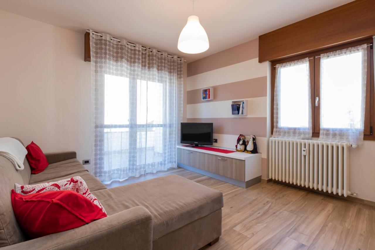 Europa Master Guest Apartment Априка Екстериор снимка