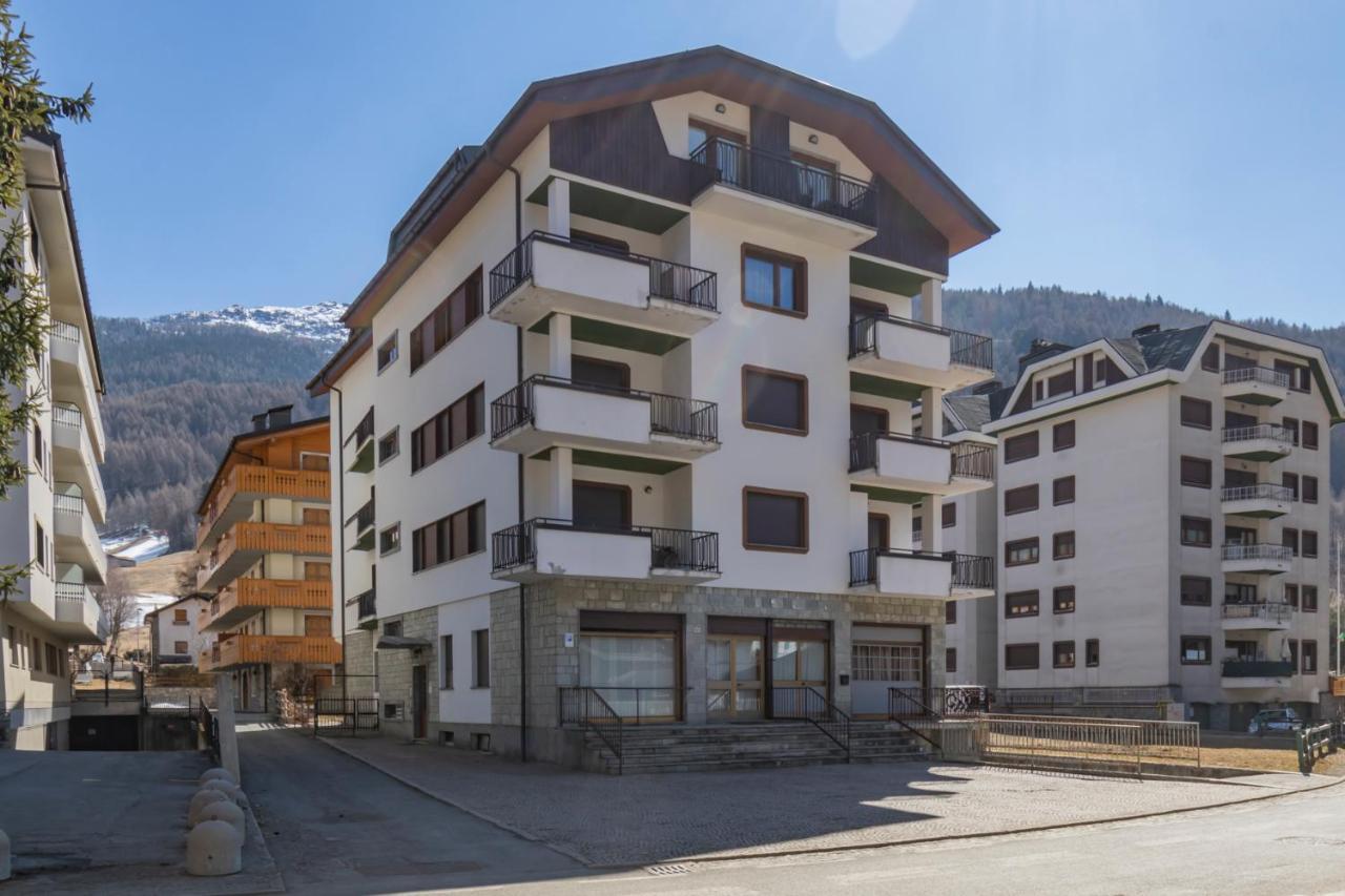 Europa Master Guest Apartment Априка Екстериор снимка