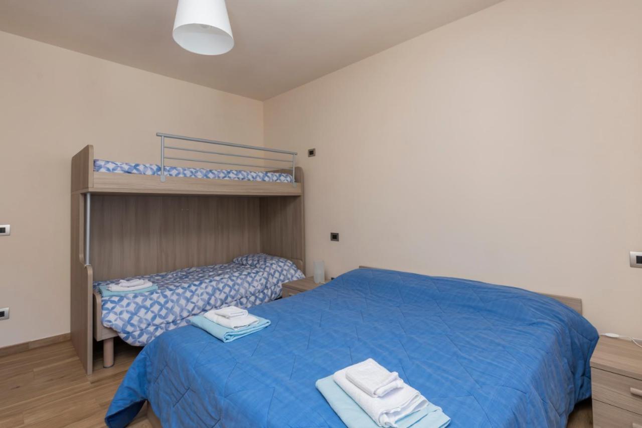 Europa Master Guest Apartment Априка Екстериор снимка